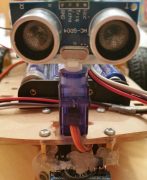 Servomotor mit HC-SR04 auf dem Raspberry Pi Roboter.