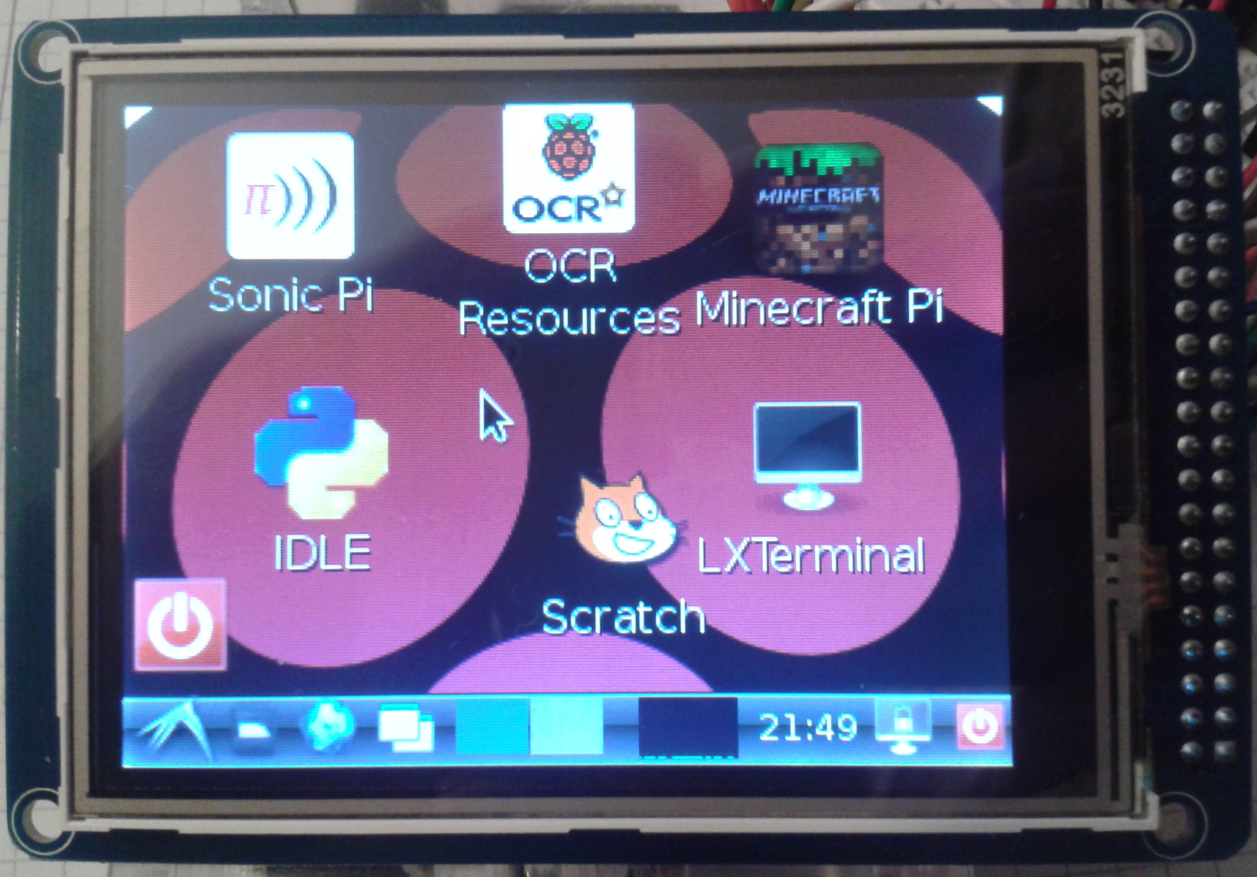 Raspberry Pi Touchscreen installieren und anschließen + Tipps